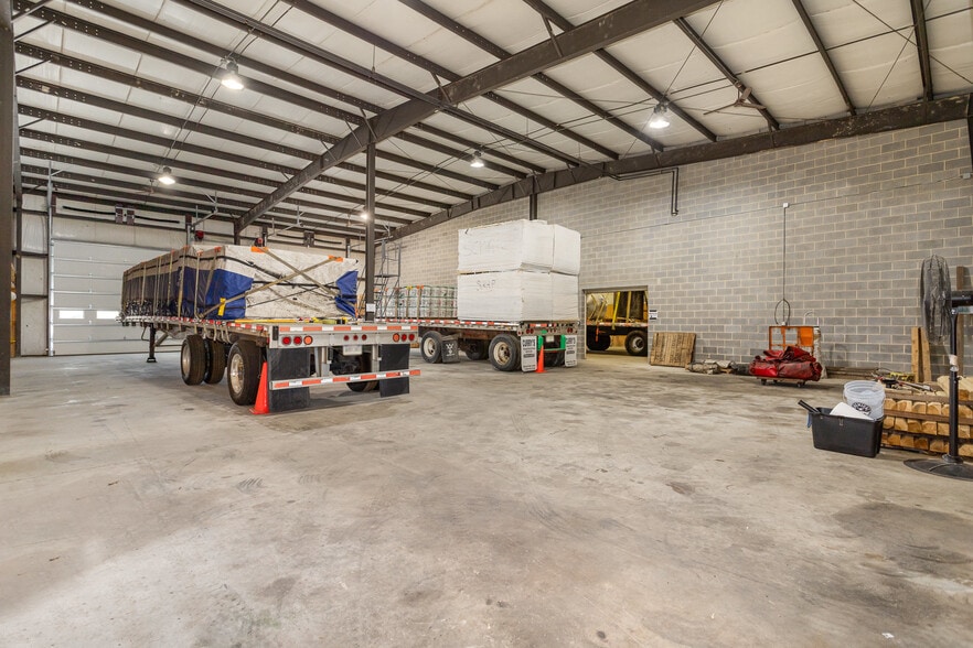 More Photos Of 1625 Ritner Hwy, Carlisle Industrial For Lease