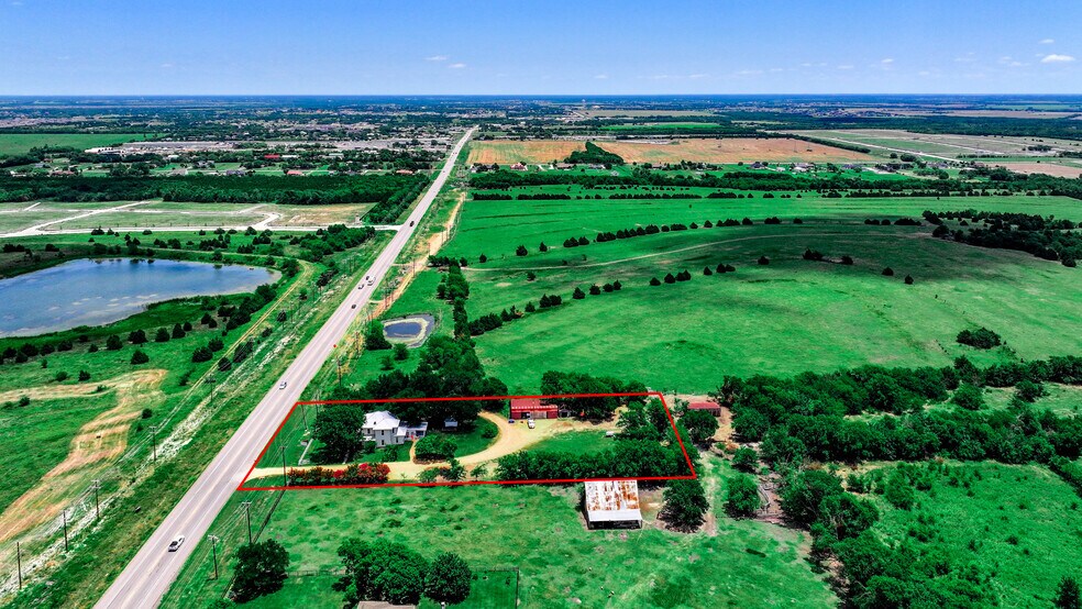 More Photos Of 3435 TX-276, Rockwall Flex For Sale