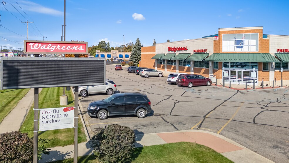 More Photos Of 950 S Centerville Rd, Sturgis Drugstore For Sale