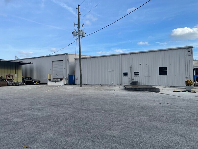Primary Photo Of 327 Old Ice House Rd, Lake Wales Warehouse For Lease