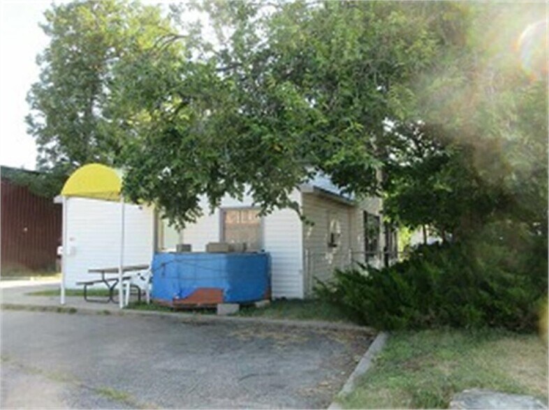 More Photos Of 1828 Junction Ave, Sturgis Office Residential For Sale