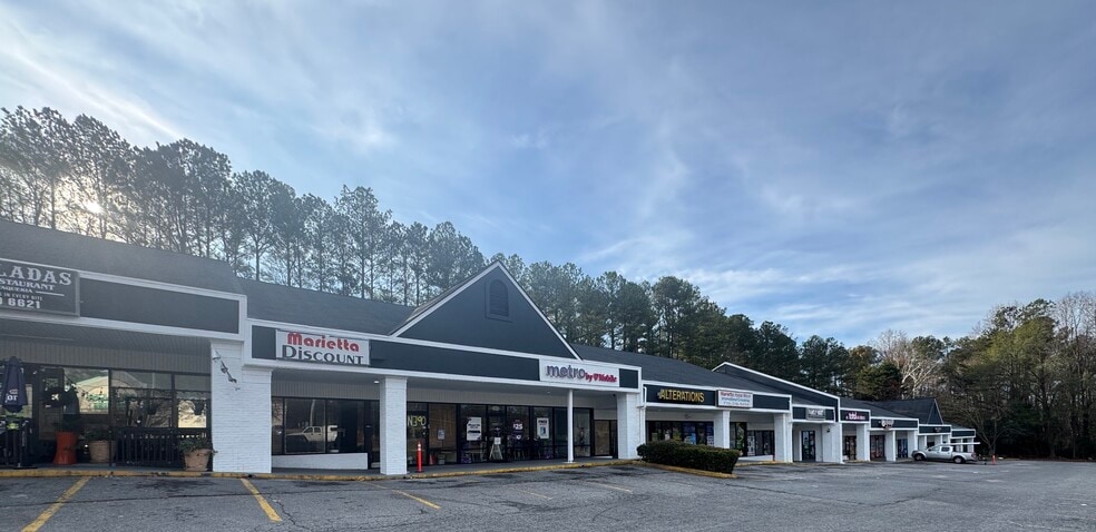 More Photos Of 803 SW Powder Springs St, Marietta Unknown For Lease