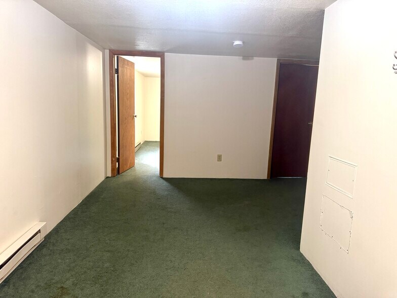 More Photos Of 230 E Water St, Slippery Rock Apartments For Sale
