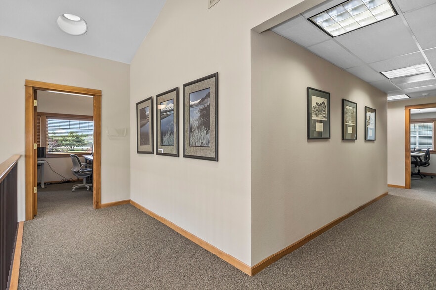 More Photos Of 796 SW Bradbury Way, Bend Office For Lease