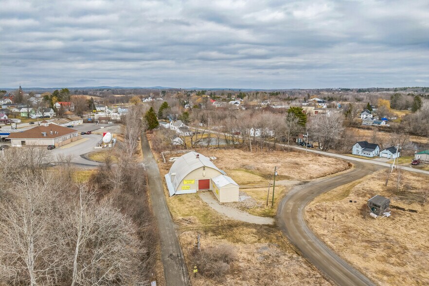 More Photos Of 60 Mill St, Corinna Self Storage For Sale