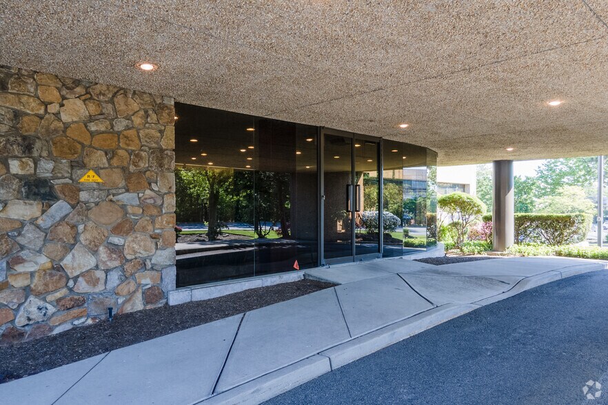 More Photos Of 440 Sylvan Ave, Englewood Cliffs Office For Lease