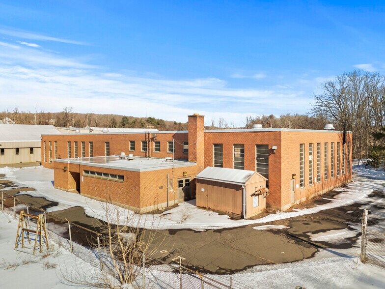 More Photos Of 251 Freestone Ave, Portland Manufacturing For Sale