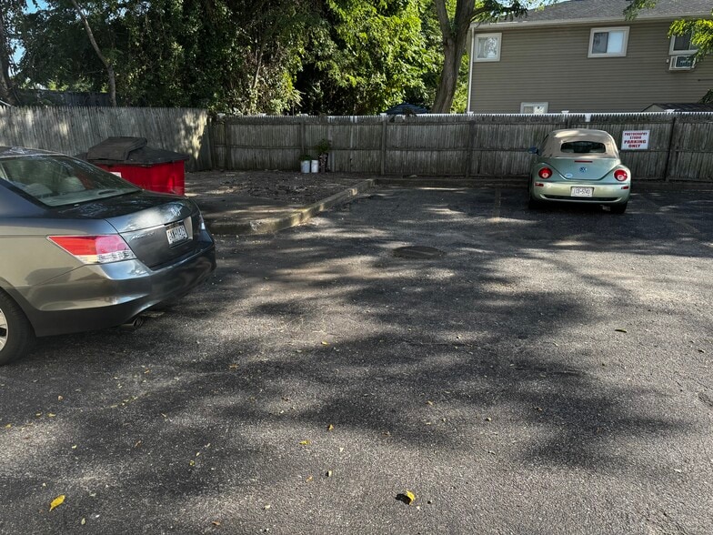 More Photos Of 5650 Merrick Rd, Massapequa General Retail For Lease