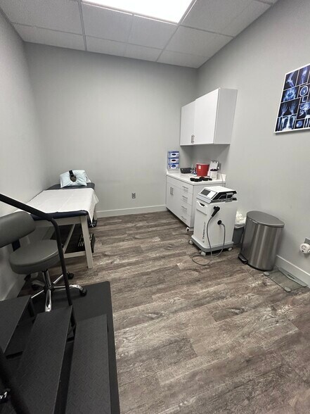 More Photos Of 5175 Morse Rd, Columbus Medical For Lease