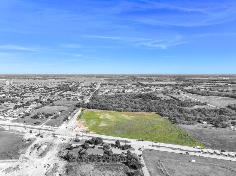 More Photos Of Preston Rd & CR-94, Celina Office For Sale