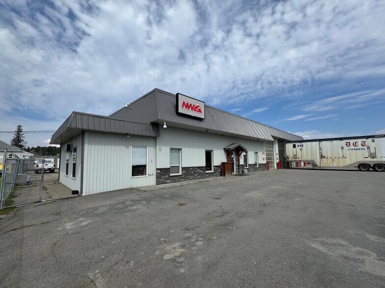 More Photos Of 301 Slater Rd NW, Cranbrook Industrial For Sale