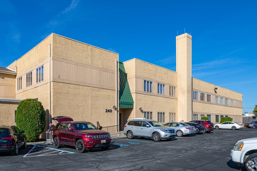 Primary Photo Of 240 N James St, Newport Office For Lease