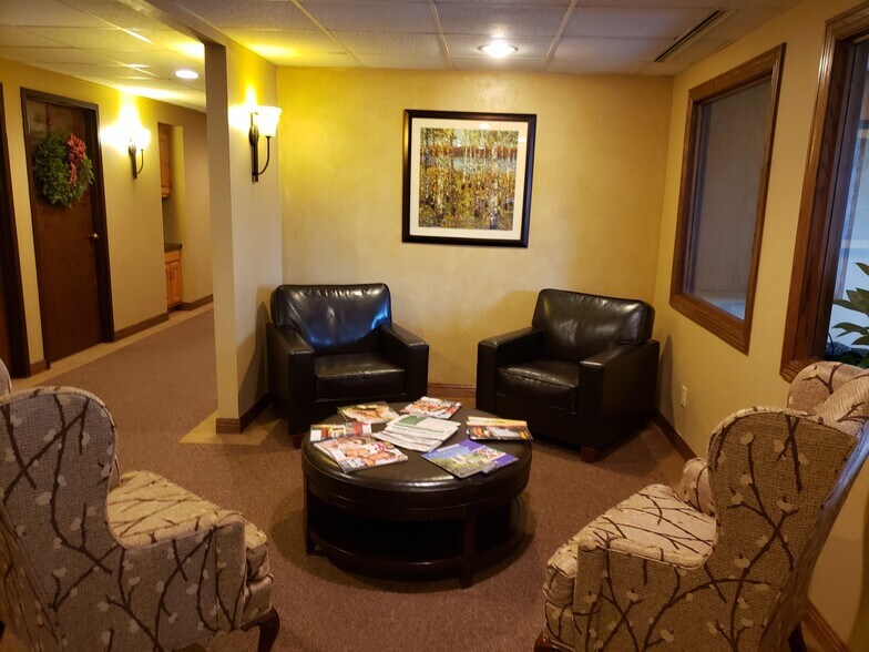 More Photos Of 2050 Riverside Dr, Green Bay Loft Creative Space For Lease