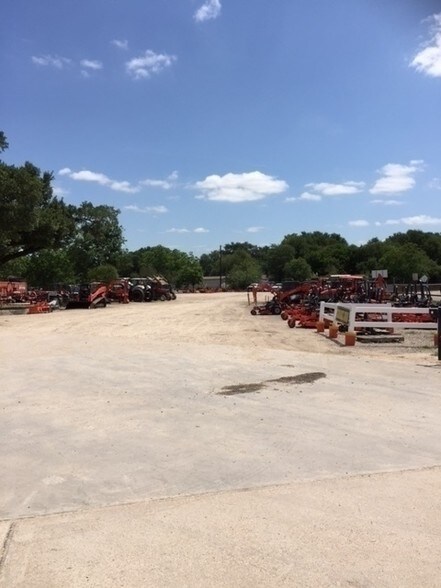 More Photos Of 23738 Northwest Fwy, Cypress Industrial For Sale