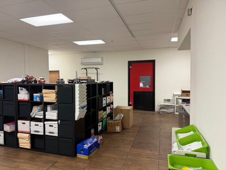 More Photos Of 1238-1254 E Cypress St, Covina Distribution For Lease