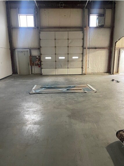 More Photos Of 92 Industrial Dr, Mashpee Flex For Lease