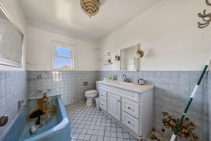 More Photos Of 743 College City Rd, Arbuckle Apartments For Sale