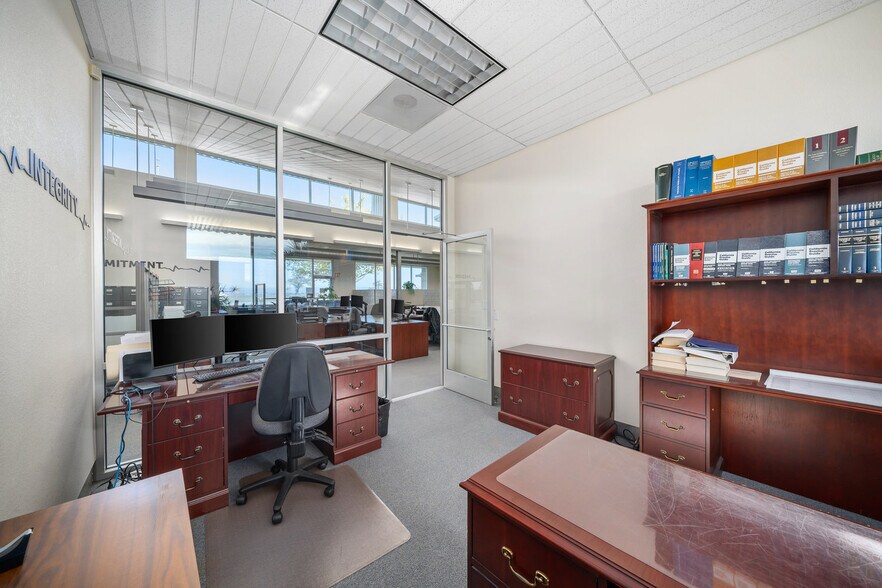 More Photos Of 4301 Second Wind Way, Paso Robles Office For Lease
