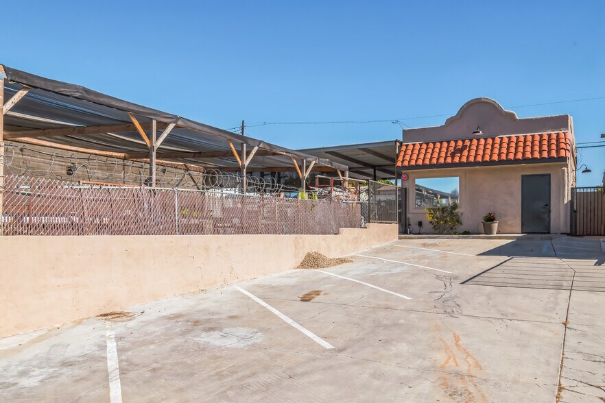 More Photos Of 741 Grand Ave, Spring Valley Contractor Storage Yard For Sale