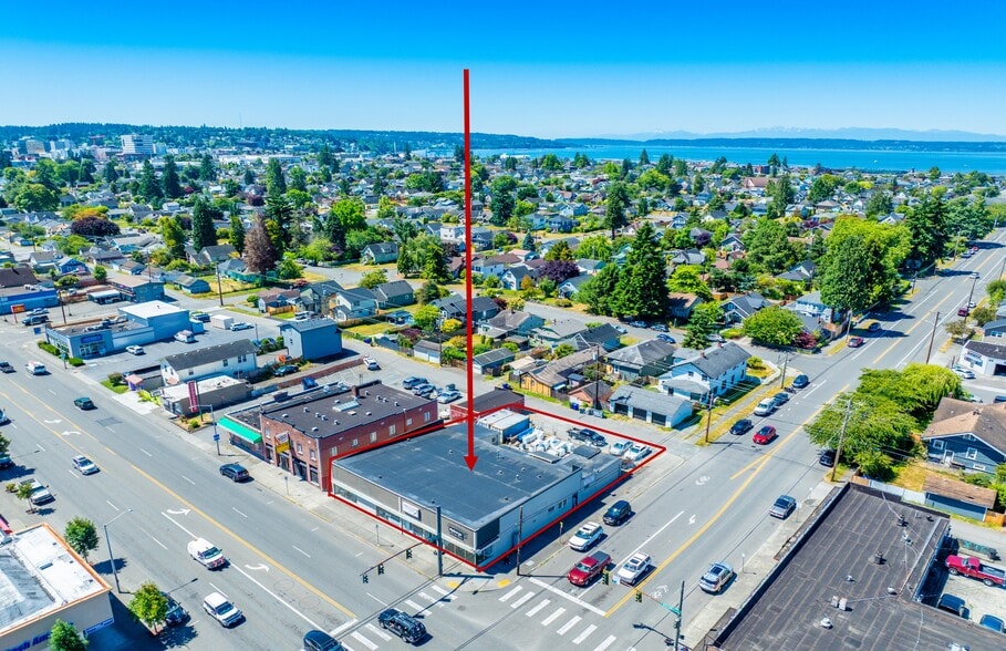 More Photos Of 1902-1906 Broadway Ave, Everett Storefront For Sale