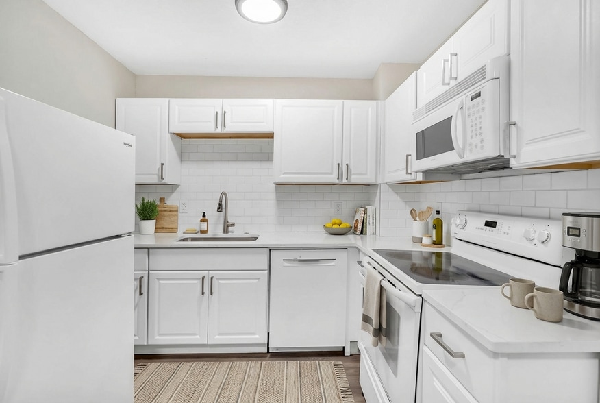 More Photos Of 2140 22nd Ave N, Saint Petersburg Multifamily For Sale