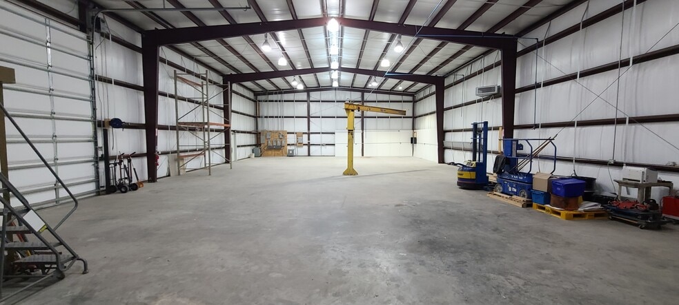 More Photos Of 6717 FM 646 Rd S, Santa Fe Warehouse For Sale