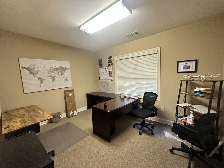 More Photos Of 102 Mary Alice Park Rd, Cumming Loft Creative Space For Lease
