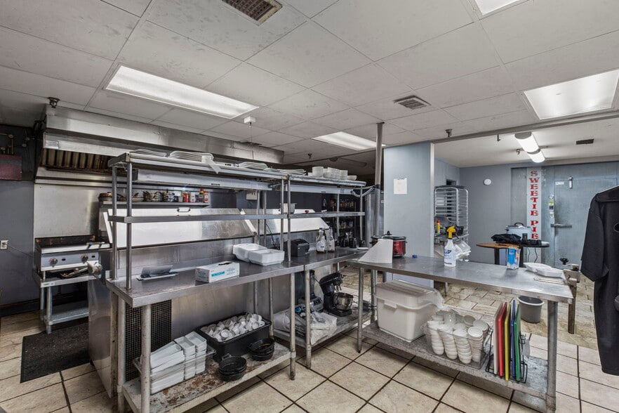 More Photos Of 110 E South St, Jackson Bar For Sale