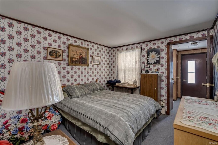 More Photos Of 4190 State Highway 3, Star Lake Freestanding For Sale