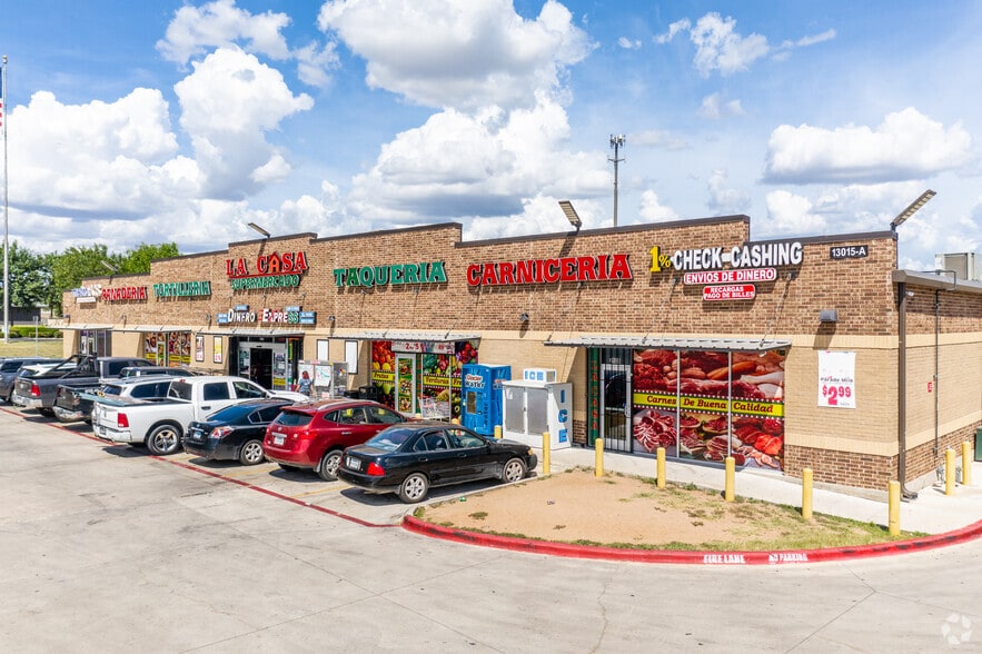 More Photos Of 13015 Dessau Rd, Austin Storefront For Sale