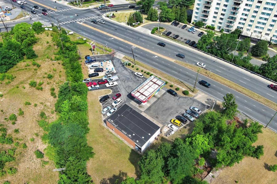 More Photos Of 5803 Annapolis Rd, Bladensburg Service Station For Sale