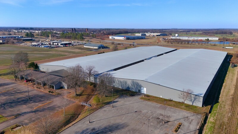 More Photos Of 600 E Sherwood Dr, Union City Distribution For Lease