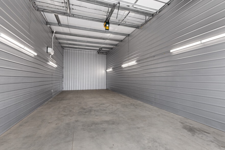 Primary Photo Of 720 Antioch Dr, Greenville Specialty For Lease