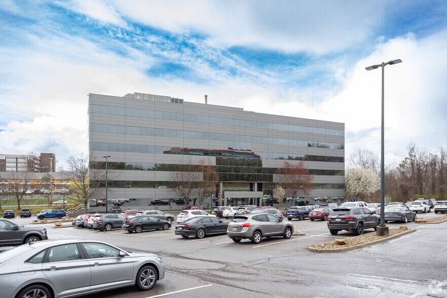 More Photos Of 1187 Thorn Run Rd, Moon Township Office For Sale
