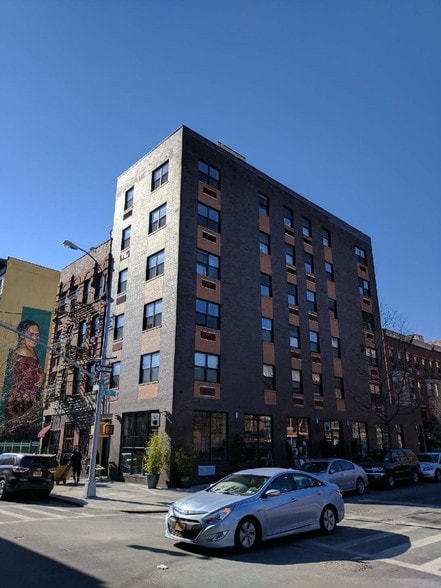 More Photos Of 1674 Park Ave, New York Apartments For Sale