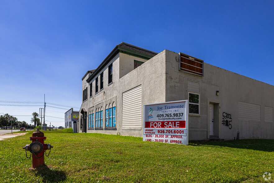 Primary Photo Of 5302 Broadway St, Galveston General Retail For Sale