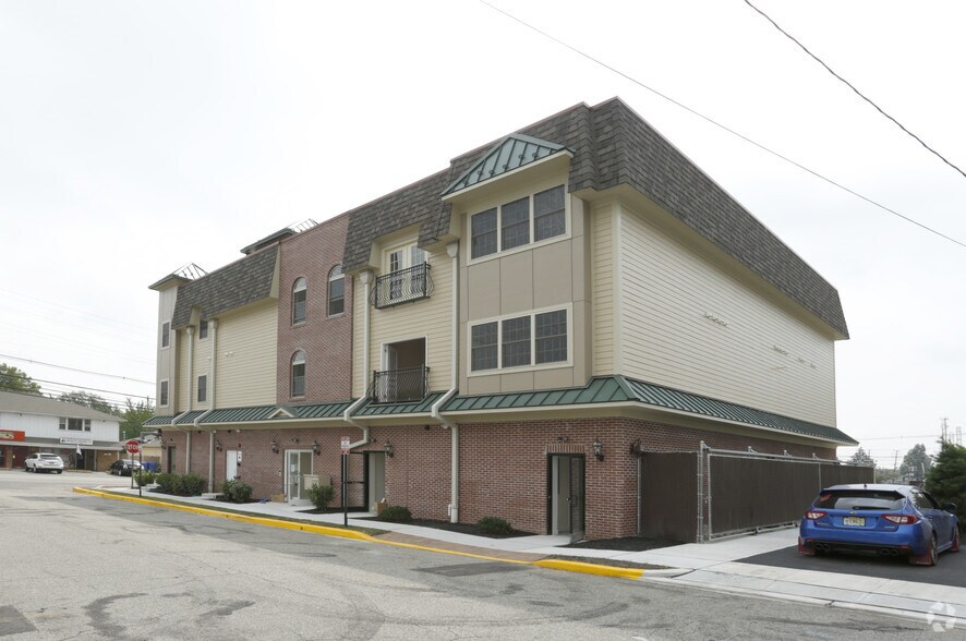 More Photos Of 1005 Rahway Ave, Avenel Unknown For Lease