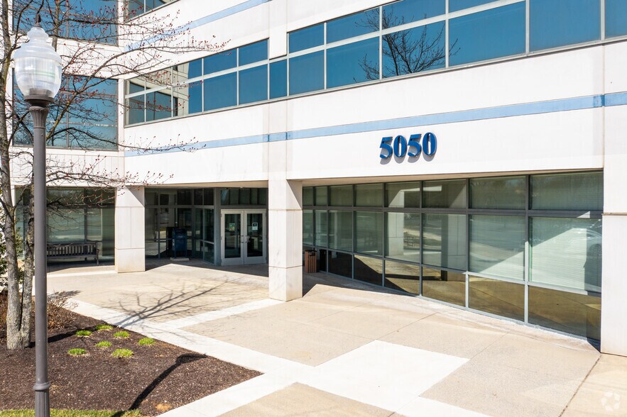 More Photos Of 5050 W Tilghman St, Allentown Office For Lease