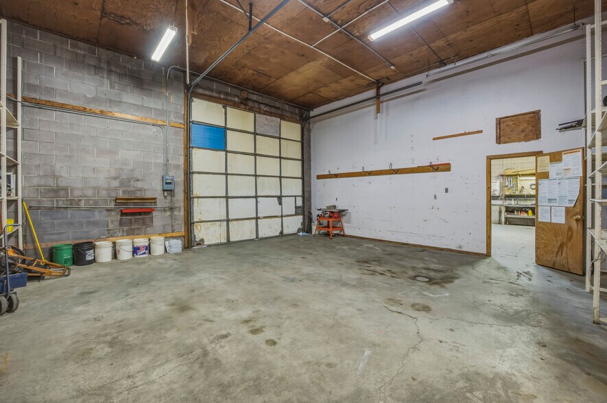 More Photos Of 391 Wine Country Rd, Prosser Freestanding For Sale