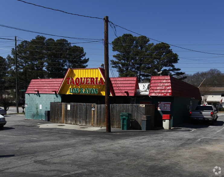More Photos Of 3473 Clairmont Rd NE, Atlanta Fast Food For Sale