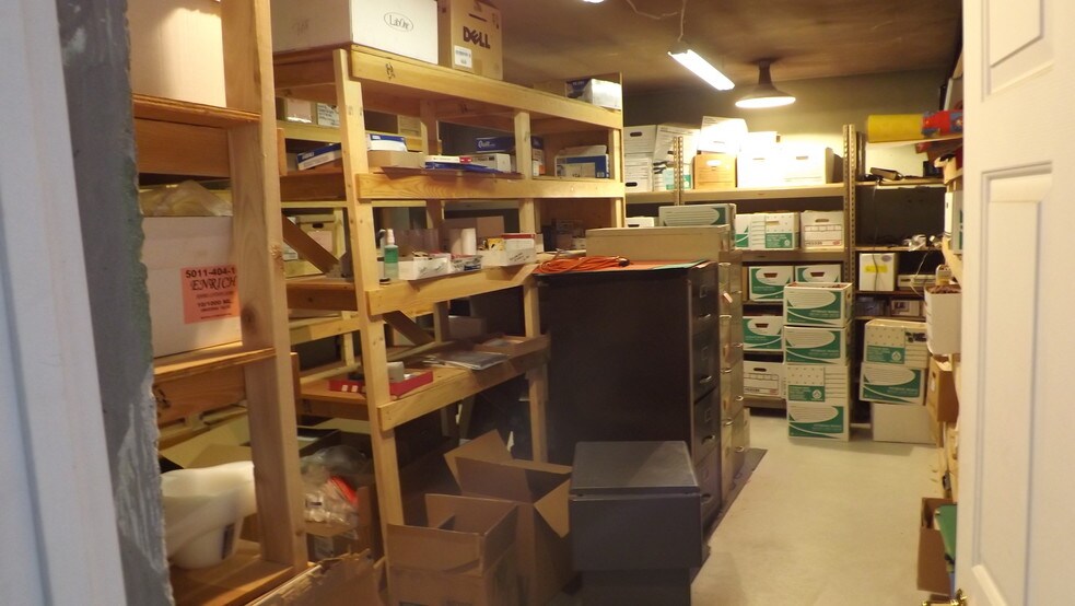 More Photos Of 708 E Penn St, Moses Lake Flex For Sale