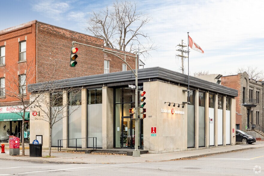 Primary Photo Of 4895 Rue Sherbrooke O, Westmount Storefront For Sale