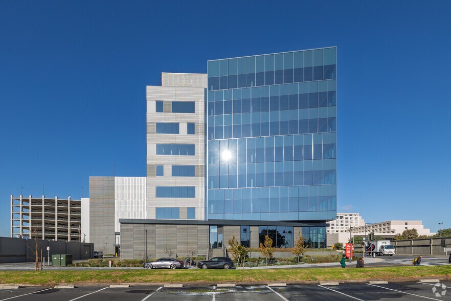 Primary Photo Of 1699 Bayshore Hwy, Burlingame Research And Development For Lease