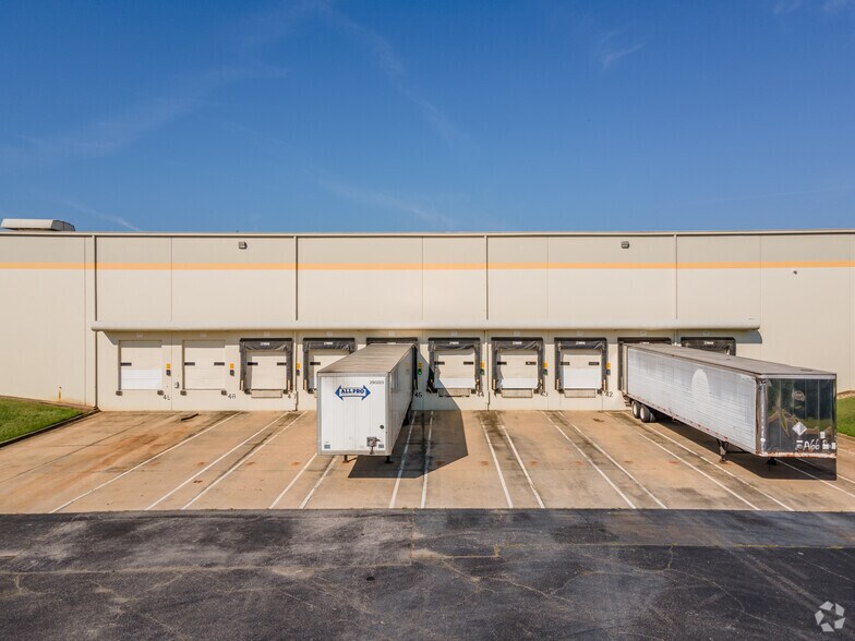 More Photos Of 197 King Mill Rd, McDonough Warehouse For Lease