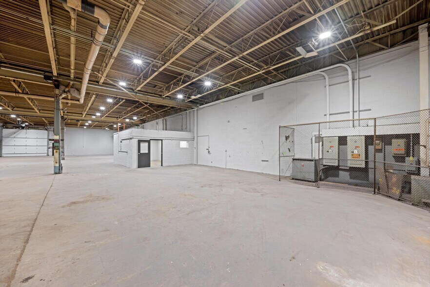 More Photos Of 325 Bridge St, Old Forge Manufacturing For Lease