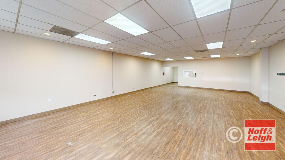 More Photos Of 2027-2035 B St, Colorado Springs General Retail For Sale