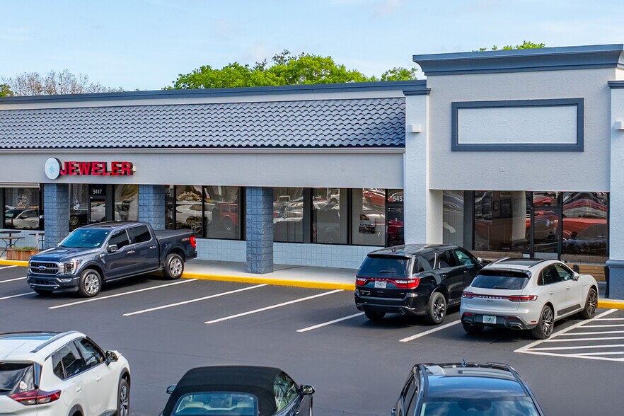 More Photos Of 5311-5461 Airport Pulling Rd N, Naples Unknown For Lease