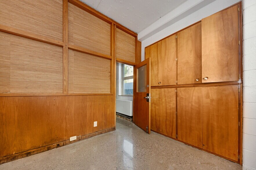 More Photos Of 1607 Mansfield St, Cincinnati Schools For Lease