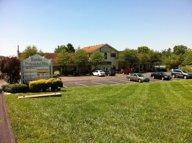 More Photos Of 300 W 4th St, Eureka Medical For Lease