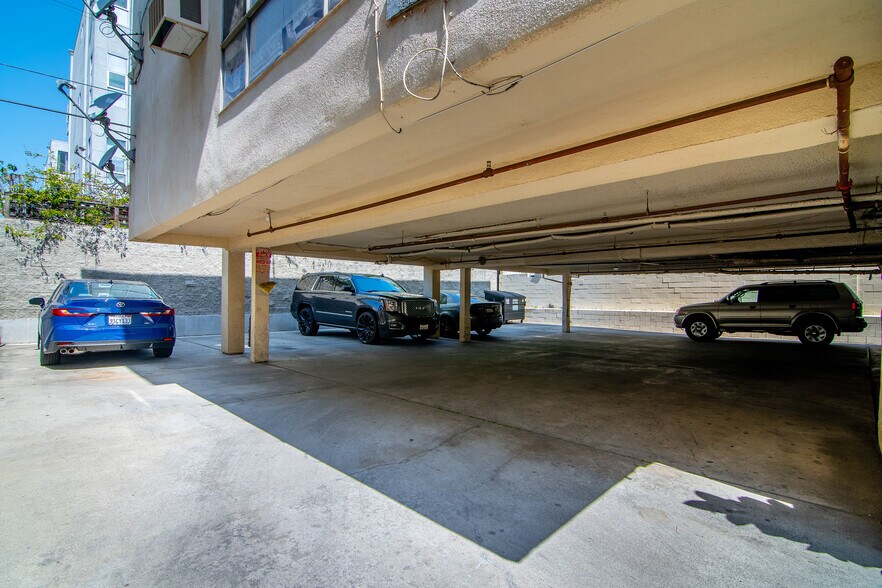 More Photos Of 333 S Serrano Ave, Los Angeles Apartments For Sale